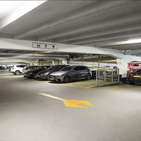 Deluxe City Modern Apt&Free Parking No Balcony Leeds  Esterno foto