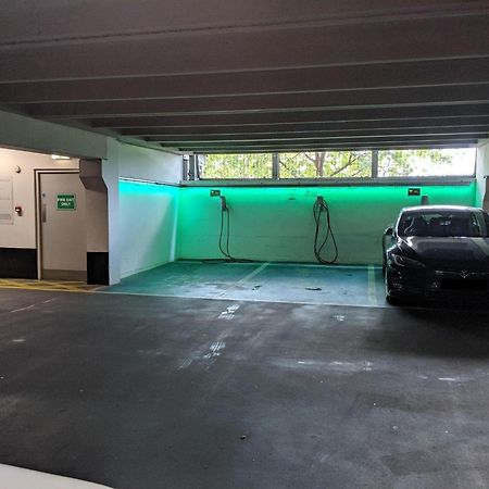 Deluxe City Modern Apt&Free Parking No Balcony Leeds  Esterno foto