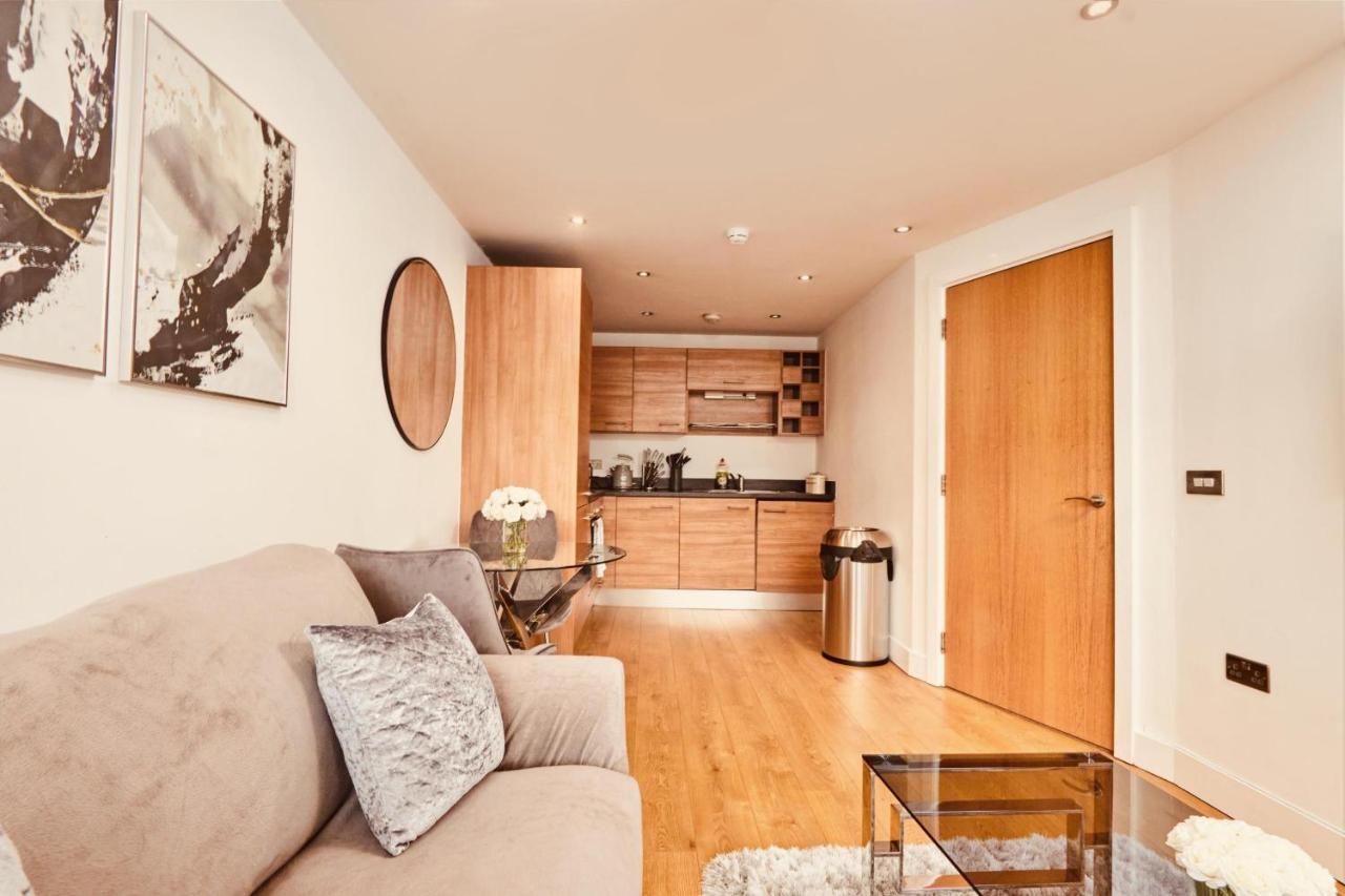 Deluxe City Modern Apt&Free Parking No Balcony Leeds  Esterno foto
