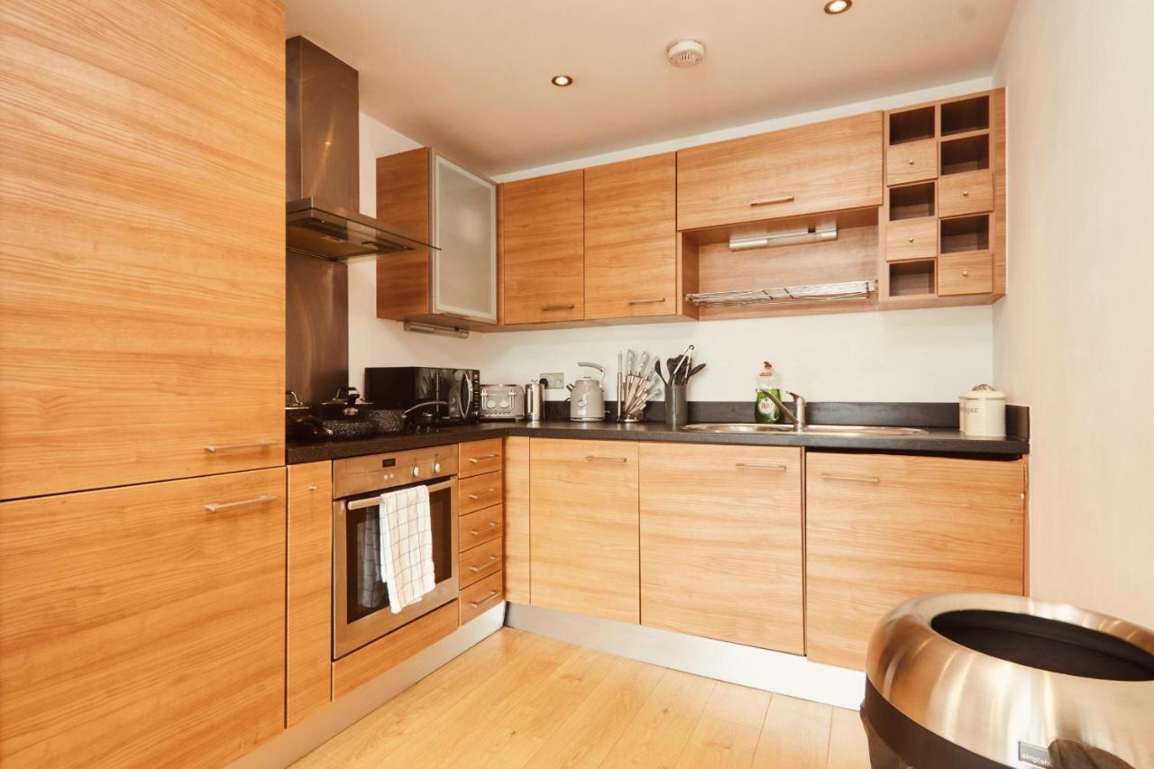 Deluxe City Modern Apt&Free Parking No Balcony Leeds  Esterno foto