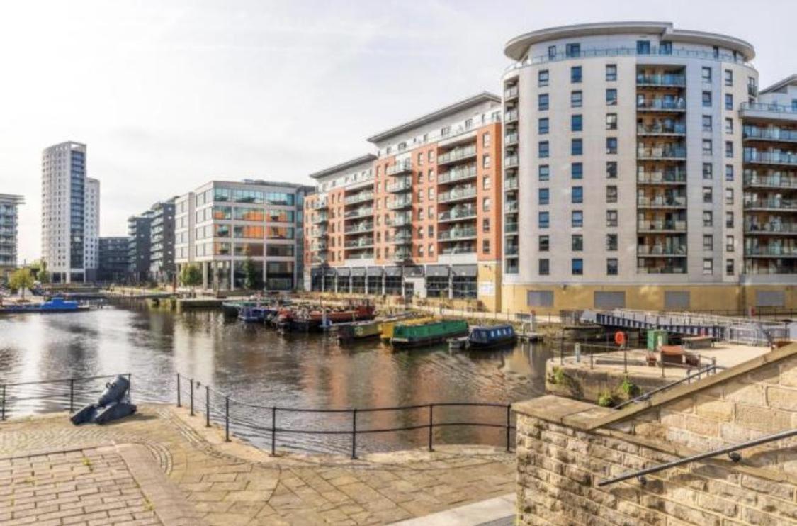 Deluxe City Modern Apt&Free Parking No Balcony Leeds  Esterno foto
