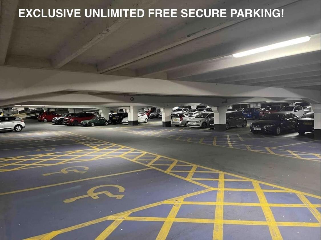 Deluxe City Modern Apt&Free Parking No Balcony Leeds  Esterno foto