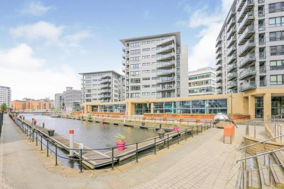 Deluxe City Modern Apt&Free Parking No Balcony Leeds  Esterno foto