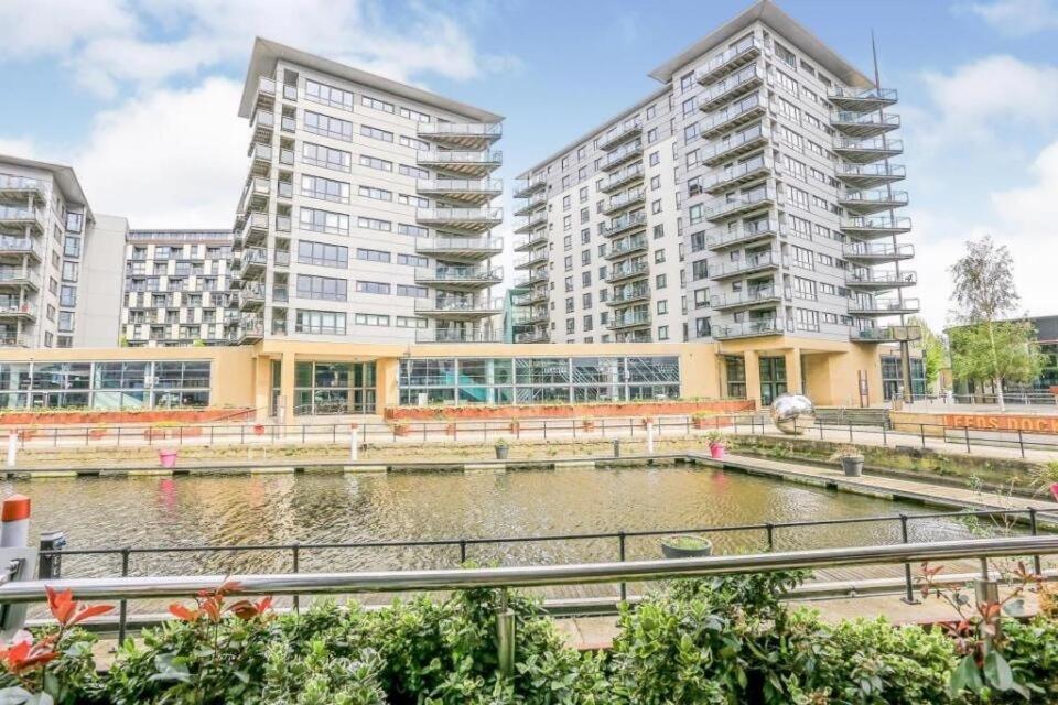 Deluxe City Modern Apt&Free Parking No Balcony Leeds  Esterno foto