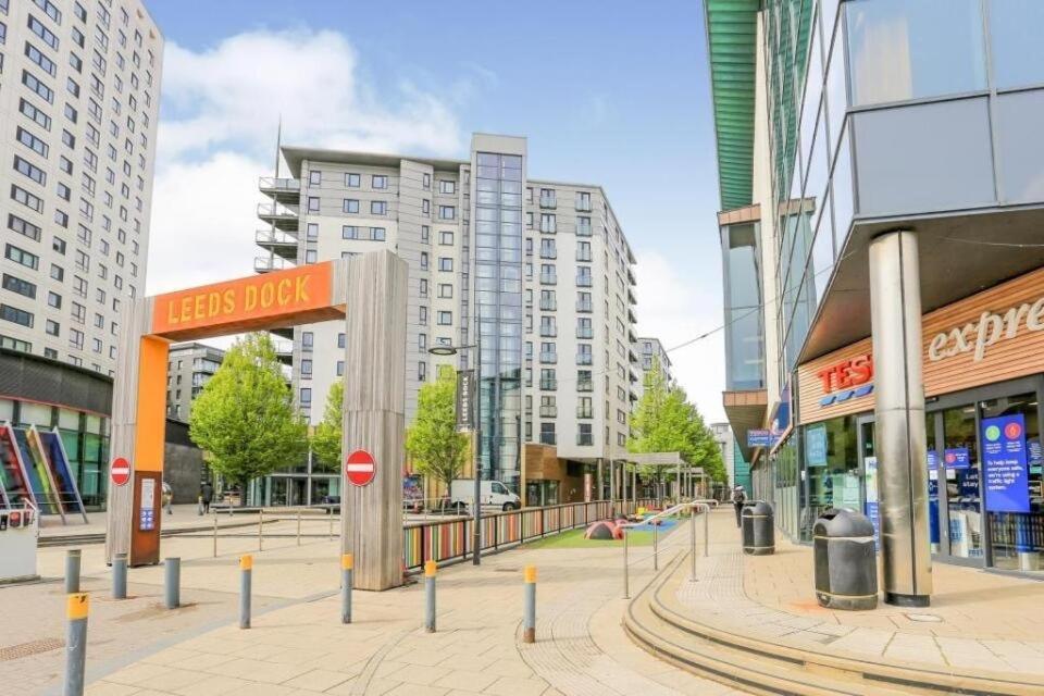Deluxe City Modern Apt&Free Parking No Balcony Leeds  Esterno foto